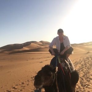 Meet your Posher, Caitlin